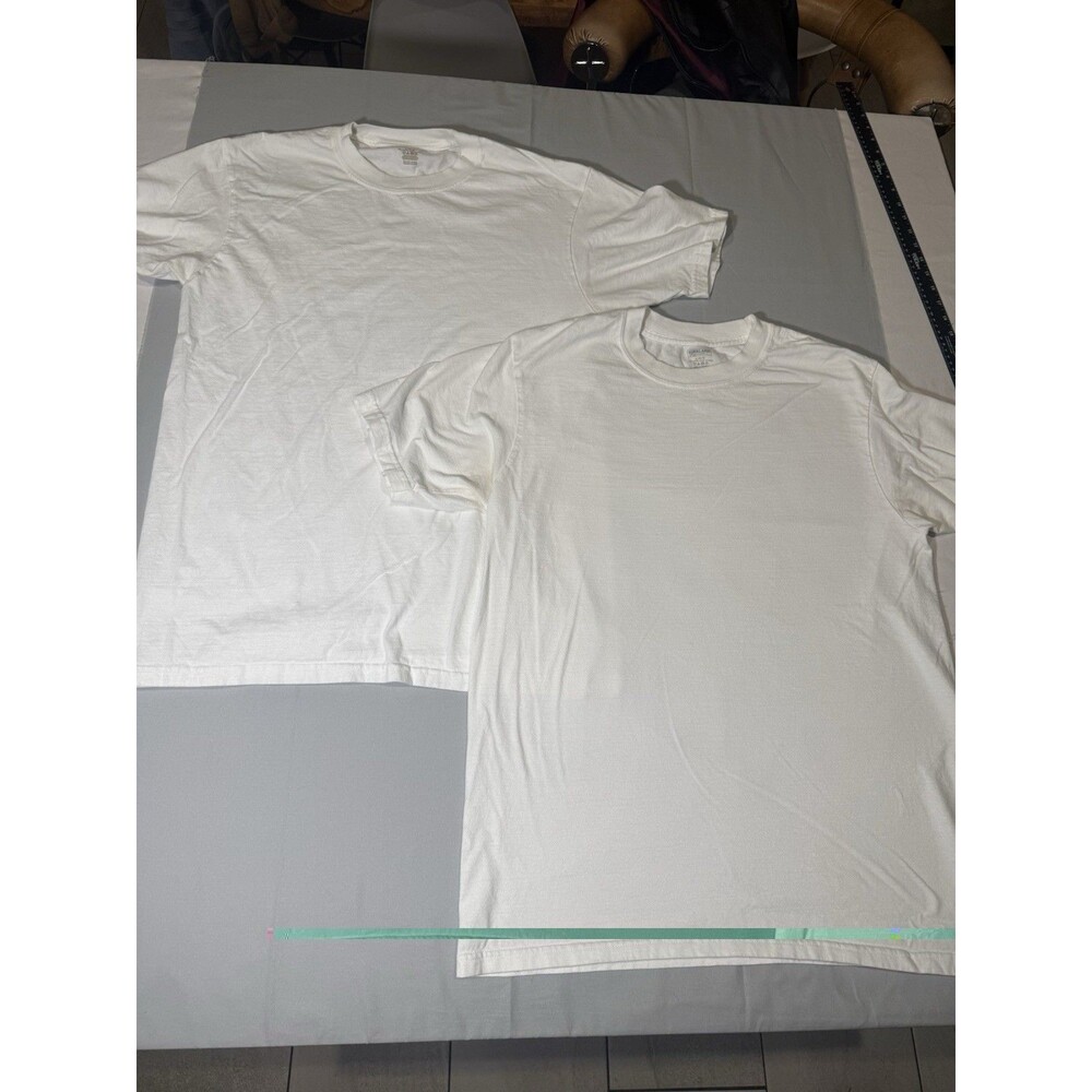 Kirkland Signature Mens Large White Crew Neck T-Shirts Short Sleeve 2 Pack